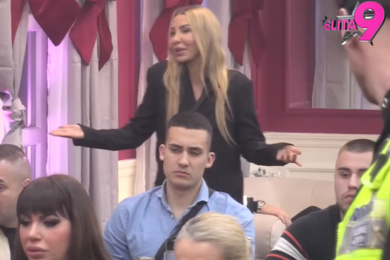 Anita, Biljana, Aneli i Luka