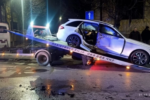 STRAHOVIT SUDAR UOČI NOVE GODINE! Jeziv prizor u centru Čačka - IMA POVREĐENIH! (FOTO)