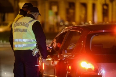 PREKO 33.000 PREKRŠAJA ZA SAMO NEKOLIKO DANA! Brzina, telefon i alkohol i dalje najveći rizici na srpskim putevima!