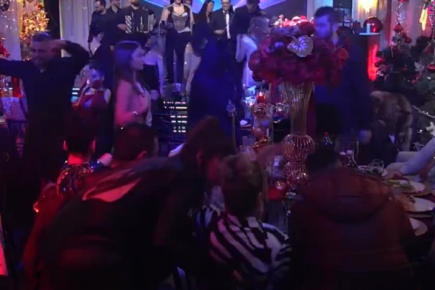 ŠOK-BOMBA! MILJANA I ANELI PRIČALE O SINU ASMINA kog skriva njegova porodica! AHMIĆEVA OTKRILA PAKLENI PLAN!