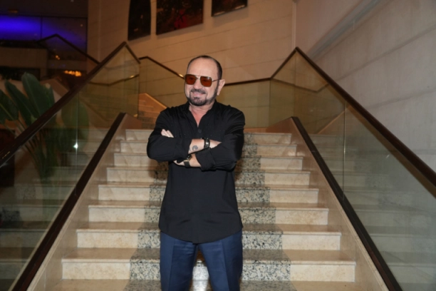 MILE KITIĆ RASKRINKAO ESTRADU! Kod ove dame su svi bili, a nikada o tome nije govorila - PLATILA MI JE DA S NJOM IZGUBM NEVINOST!