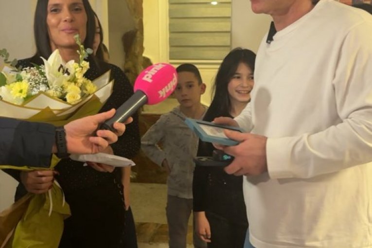 Željko Mitrović posetio porodicu