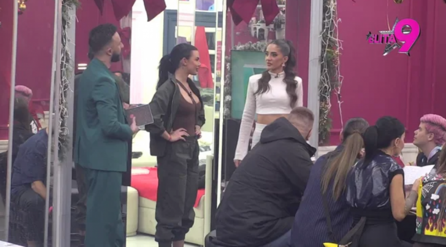 ANĐELA OČITALA ANITI LEKCIJU O ŽIVOTINJSKIM VRELIM AKCIJAMA: Pobednica "Elite 7" dobila savet zlata vredan! (VIDEO)