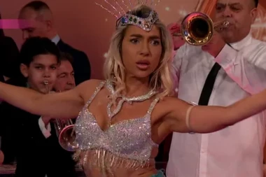 "LUDNICA NIJE BILA ZAKLJUČANA 31.12." Jovanu Jeremić IZVREĐALI zbog trbušnog plesa, ona RASPISALA konkurs - ako je OCRNITE, možete da dobijete NAGRADU