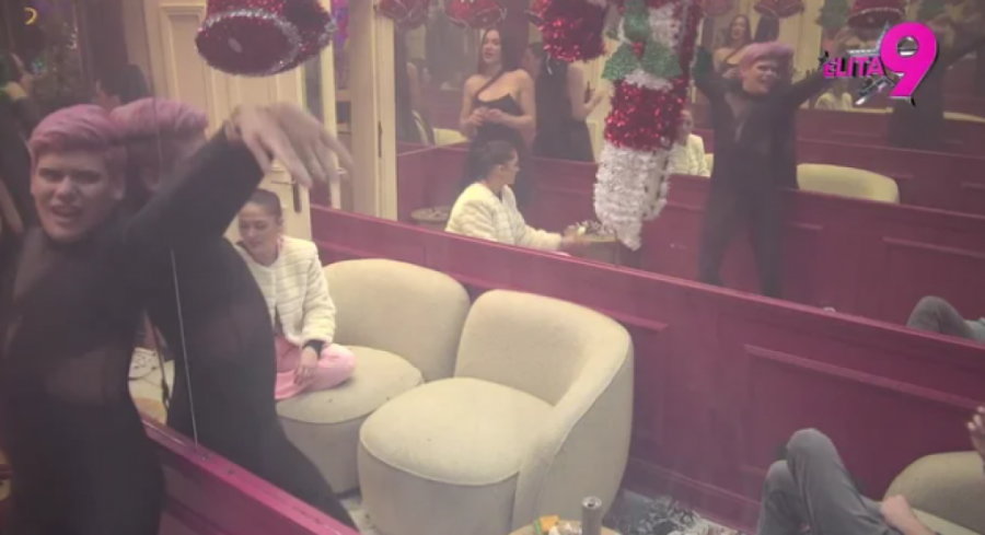 GLEDATE NA SOPSTVENU ODGOVORNOST! Snimak iz Elite srušio internet - DA LI JE OVO REALNO?! (FOTO)