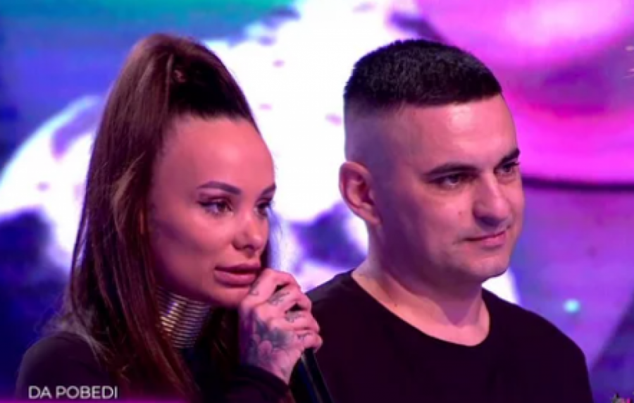 SKANDALČINA TRESE ELITU! Afera "APLIKACIJA" obelodanjena - Milica unela ŠOK VEST u Elitu, Teodora saznala gde joj je otac završio!