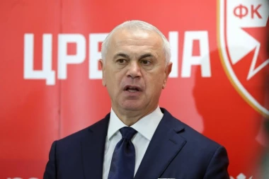 ŠLEM NA GLAVU, PUŠKU U RUKE, PA U ROV! Brutalna poruka Zvezdana Terzića igračima Zvezde! (VIDEO)