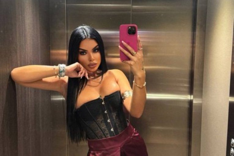 Anita se snima uz Reljine pesme