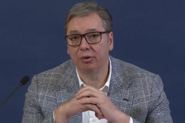"UDVOSTRUČIĆEMO NAŠE VOJNE KAPACITETE": Vučić najavio planove u narednih godinu i po dana!