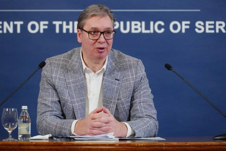 MOGLI SU NAM REĆI BAR JEDNO IZVINITE! Vučić o licemerju Zapada: Sad brane Grenland, a kad su nam OTIMALI KOSOVO, koga je bilo briga za pravo?