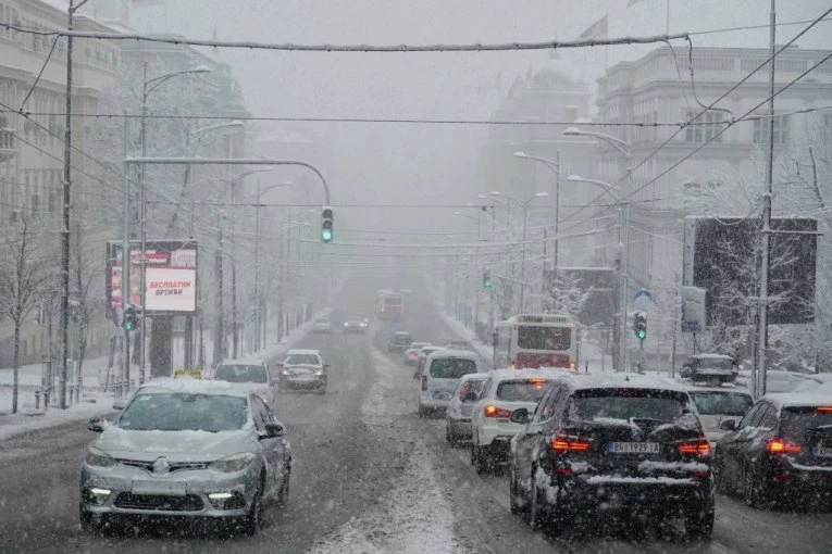 ZBOG SNEGA SE MENJAJU LINIJE GRADSKOG PREVOZA! Ovo je spisak svih izmena u Beogradu!