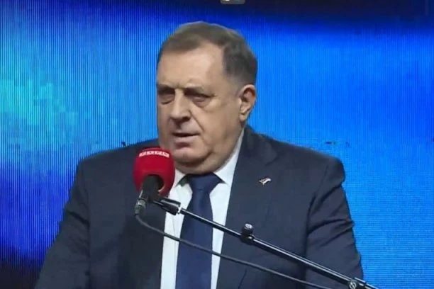 DODIK ZAGRMEO: "Ako Grenland ima pravo na otcepljenje ima i Republika Srpska!"