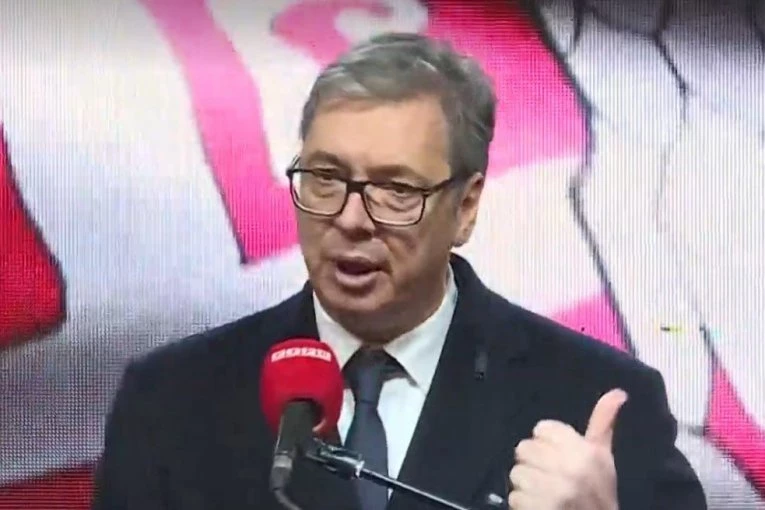 "BOLJE JEDAN DAN KAO SOKO ŽIVETI, NEGO SE KAO MIŠ SKRIVATI": Vučić u Trebinju: Ovo je ozbiljan projekat, ja sam srećan!  (VIDEO)