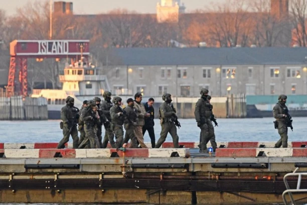 SVET U ŠOKU, DA LI JE OVO ON?! Maduro se pojavio u sudnici, niko ne može da veruje ŠTA IMA NA NOGAMA – jedan detalj otkrio sve!