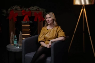 BILJANA OBRADOVIĆ PLAKALA KAO KIŠA: Čim je dobila OVO pitanje, nije mogla da zadrži suze! (VIDEO)