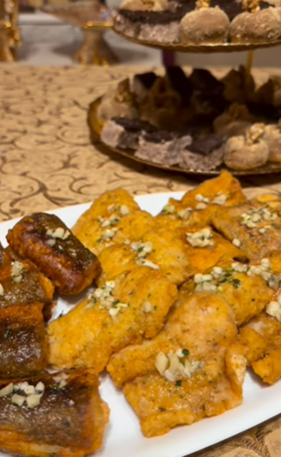 PORODIČNA IDILA U DOMU ĐURIČIĆA ZA BADNJI DAN! Anđela stigla u Đenoviće - nazdravila sa Velišom, pa POSLALA SNAŽNU PORUKU! (GALERIJA)