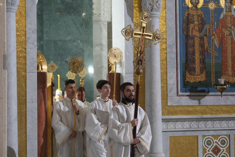 Ponoćna božićna liturgija u Hramu Svetog Save