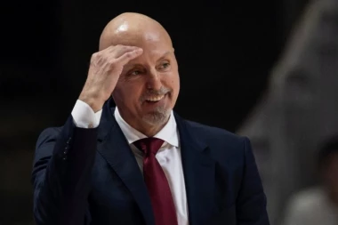 OBRADOVIĆ OTKRIO LOŠE VESTI: Ključni igrač Zvezde se razboleo! Progovorio i o tome zašto ne igra Miljenović! (VIDEO)