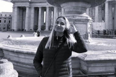 STRAVIČNO! INFLUENSERKA UMRLA NAKON OPERACIJE! Poslednja Julijina poruka IZAZIVA JEZU!