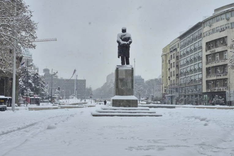 SNEG ĆE OKOVATI SRBIJU! Stiže i olujni vetar - EVO KAKVO VREME NAS OČEKUJE DANAS!