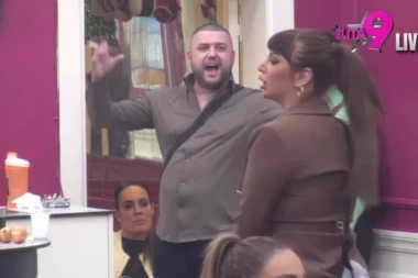 "TO ASMINE, SRBINE" Durdžić iz sveg glasa zapevao Đurđevdan, a ONO ŠTO JE URADIO POTOM će se prepričavati!