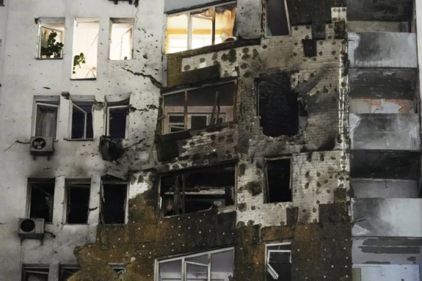 CRNI BILANS SAMO RASTE: Broj povređenih u ruskom napadu na Kijev porastao na 81, DVOJE POGINULO