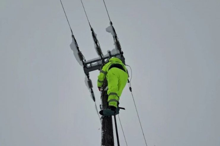 STRUJA U MAČVANSKOM I KOLUBARSKOM OKRUGU ZA 72 SATA! Ministarka Mesarović: Majdanpek dobija električnu energiju za sat vremena!