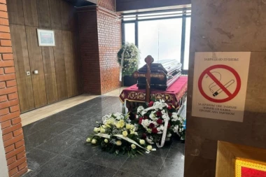 SCENA OD KOJE SUZE SAME KREĆU: Pogledajte sa čim će Milorad Kosanović leći na večni počinak! (VIDEO)