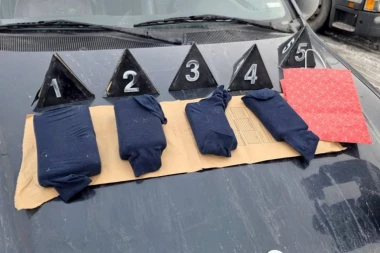 PAO BUGARIN S KILOGRAMOM KOKAINA I DVA KILA HEROINA! Policija zaplenila mercedes i kamp-prikolicu! (FOTO)