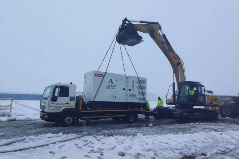 KINESKA BRAĆA PRVA PRITEKLA U POMOĆ! Oglasio se Macut: Šandong se prvi odazvao, obezbedio agregat koji je upućen u Valjevo (FOTO)