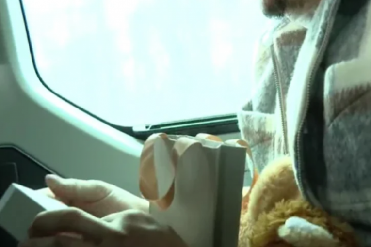 Terza pokazao poklone za malu Barbaru