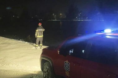TROJE LJUDI NESTALO U SNEGU ZLOTU! Vatrogasci na terenu!