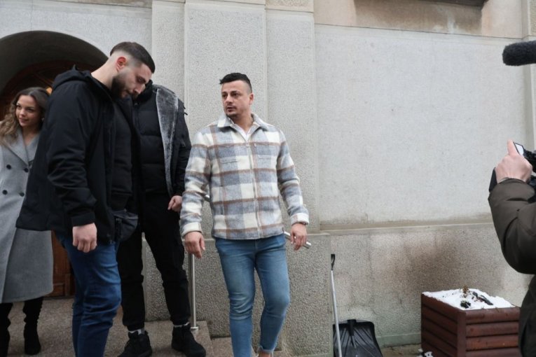 Haos Milice i Terze posle krštenja