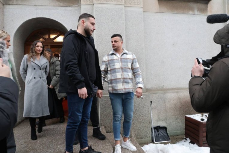 Haos Milice i Terze posle krštenja