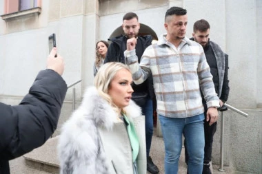 PRVA IZJAVA TERZINE PORODICE NAKON SKANDALA ISPRED CRKVE: Otkrivamo sve detalje razgovora, Milici se ne piše dobro posle OVIH reči! (VIDEO)