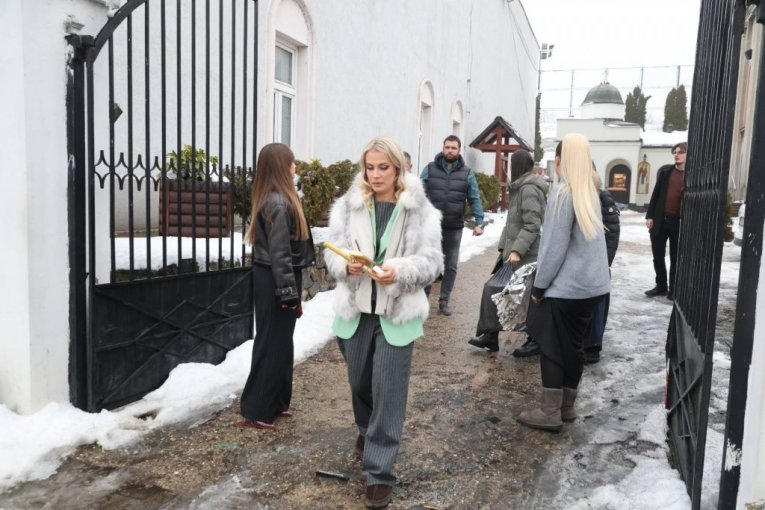 Haos Milice i Terze posle krštenja