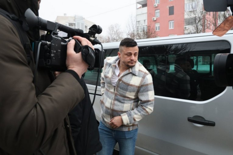 Haos Milice i Terze posle krštenja