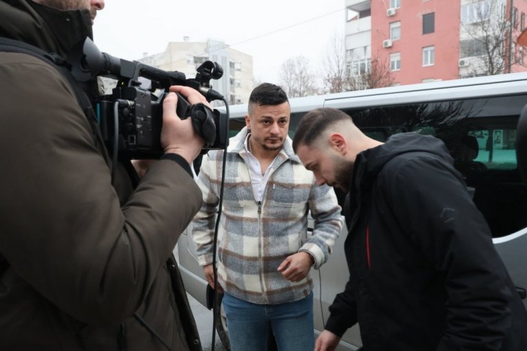 Haos Milice i Terze posle krštenja