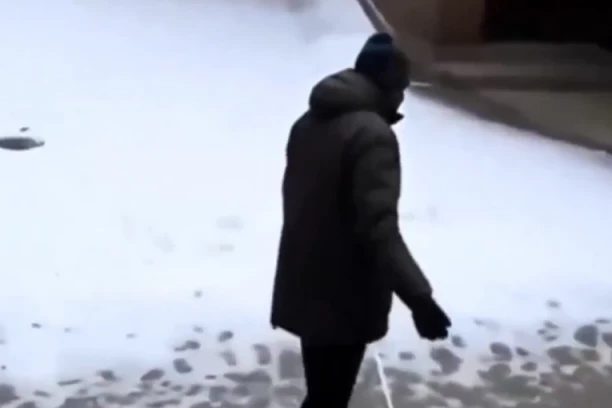 PRVI SNIMAK MADURA IZ AMERIČKOG ZATVORA? Procurio snimak iz pritvorske jedinice u Njujorku, DA LI JE OVO ZAISTA ON? (VIDEO)