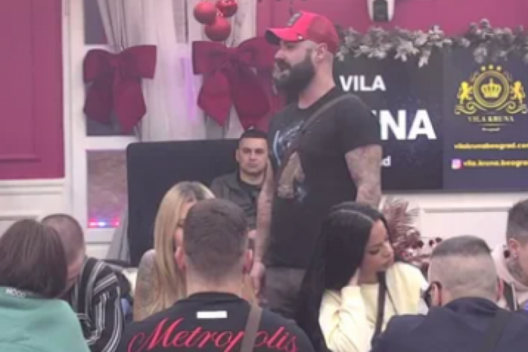 Luka Vujović napao Aneli Ahmić