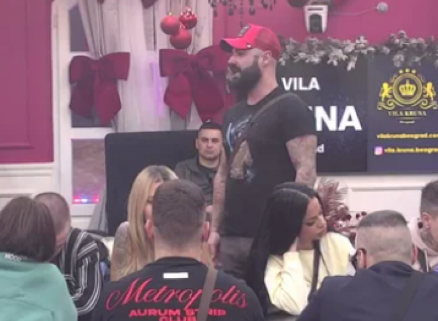 U TELEFONU MILICE VELIČKOVIĆ SE KRIJE SNIMAK: Ključni DOKAZ kako je Aneli MALTRETIRALA Luku, OVO je šokiralo sve! (FOTO)