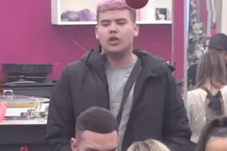 Uroš Stanić Elita 9