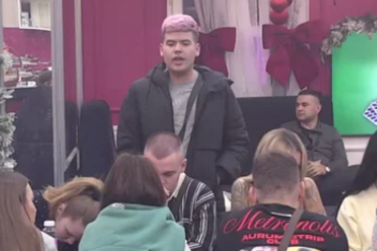 Uroš Stanić Elita 9