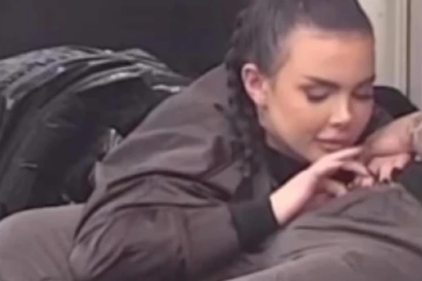 SKANDAL! ANITA OTKOPČALA LUKI ŠLIC, PA SE POČASTILA! Šta će reći Tamara Radoman na OVO? (FOTO)