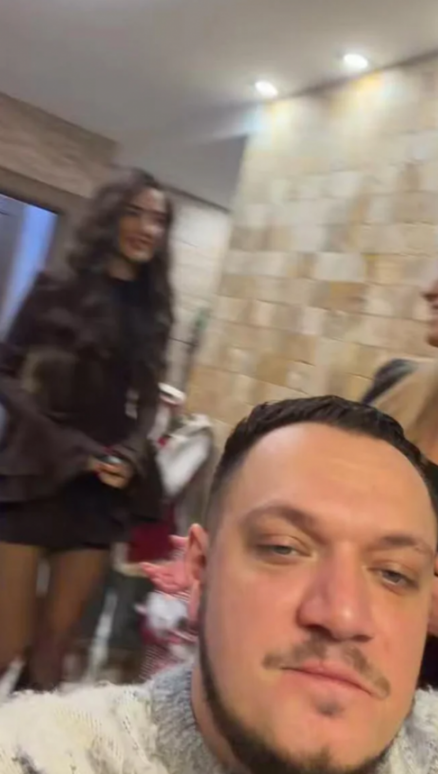 ŠOK! ANĐELA ĐURIČIĆ I GASTOZ PONOVO ZAJEDNO! Ovaj mali detalj ih je odao!