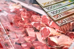 Skočila cena svinjetine - pred svinjokolj novo poskupljenje