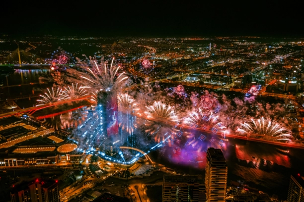 DOČEK SRPSKE NOVE GODINE UZ VATROMET I DRON ŠOU: Novi praznični spektakl nad Sava Promenadom u noći između 13. i 14. januara