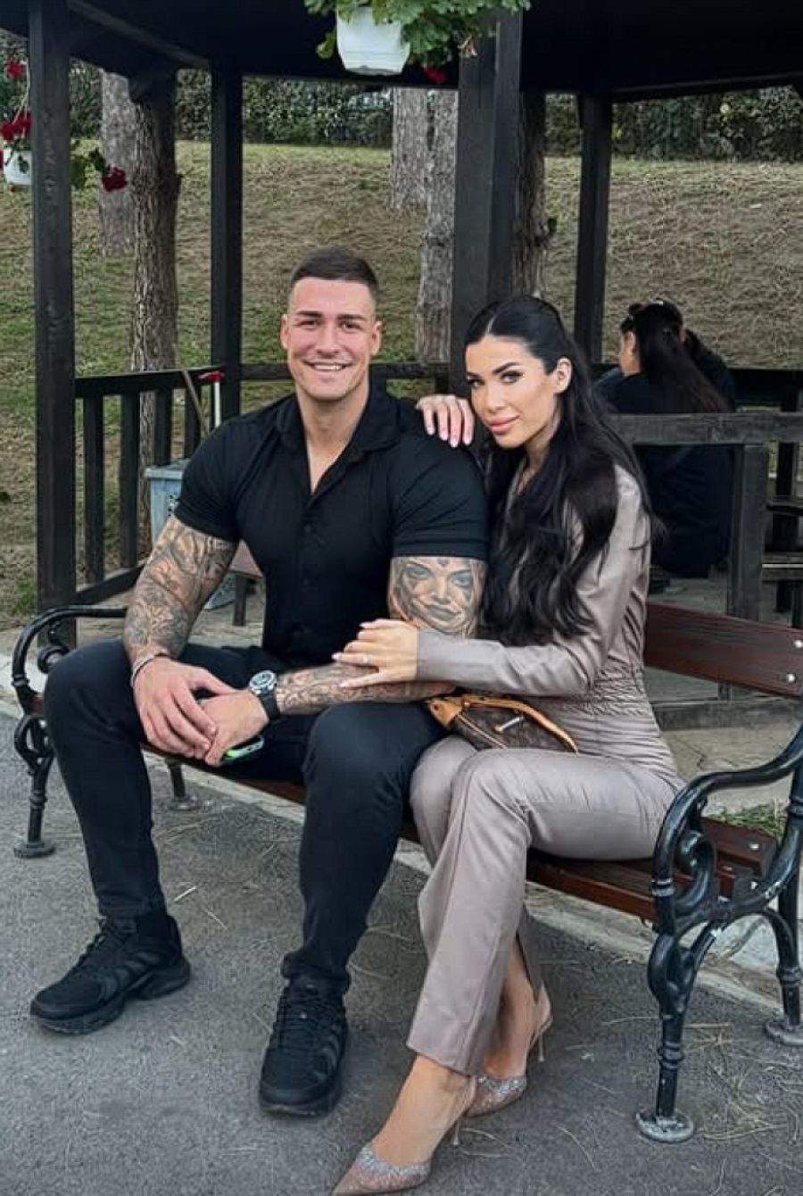 OVAKO izgleda verenica druga MASOVNOG UBICE UROŠA BLAŽIĆA! Morao je da promeni ime! JEZIVI DETALJI uzburkali javnost tada!