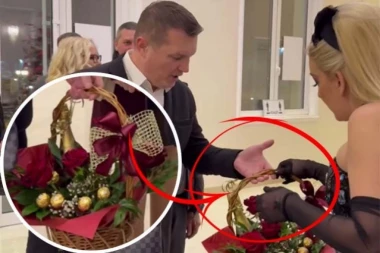 ZANOSNA PLAVUŠA UKRALA SVU PAŽNJU NA PROSLAVI PUNOLETSTVA! Supruga Borka Radivojevića blista, stigli POKLONI DO PLAFONA I PUNA KUTIJA PARA! (GALERIJA)