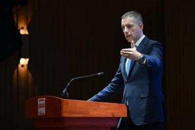 ĐURIĆ POSLAO MOĆNU PORUKU: Mladi su čuvari ČELIČNOG PRIJATELJSTVA Srbije i Kine, na njima ostaje svet! (FOTO)